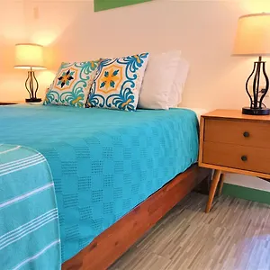 Waterside Hostal Vieques